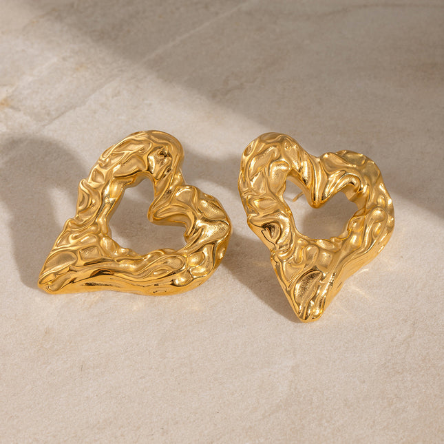 Jieding European and American stainless steel hammer heart stud earrings luxury ins earrings 18k gold titanium steel earrings cross-border