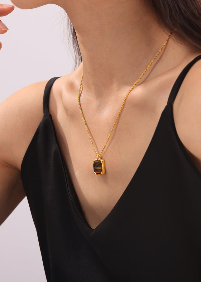 Poised Necklace
