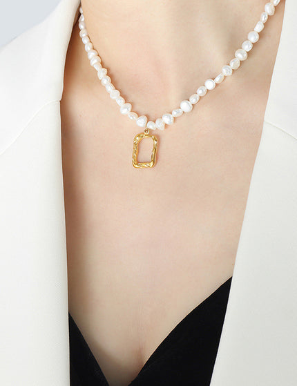 Glossy Necklace