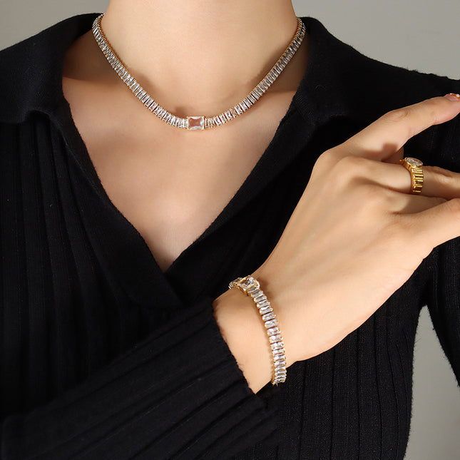 Loving Necklace