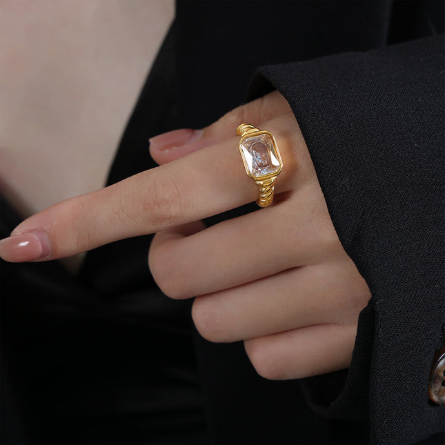 Reina Ring