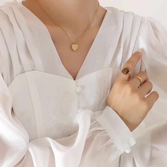 Rhea Necklace