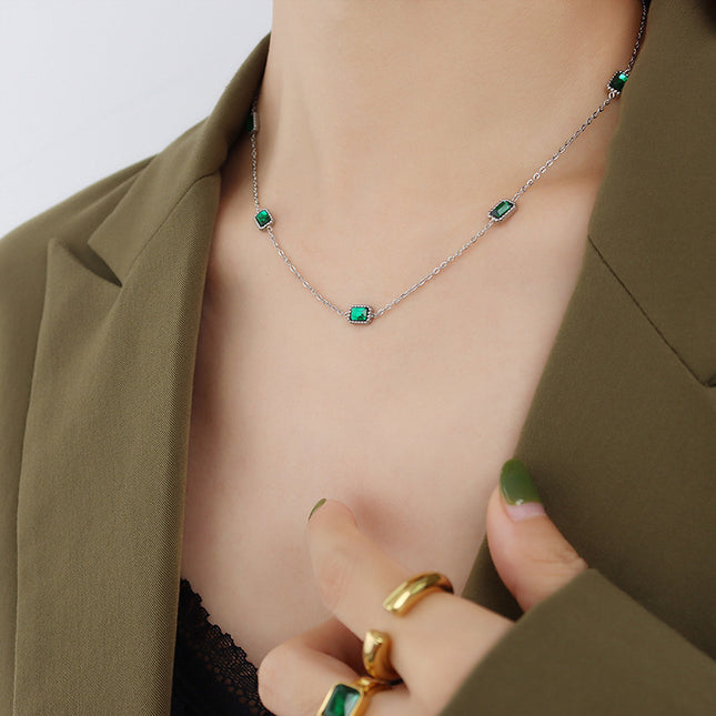 Amado Necklace
