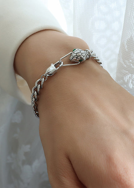 Divina Necklace