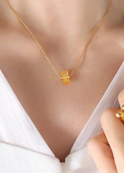 Muffin Necklace