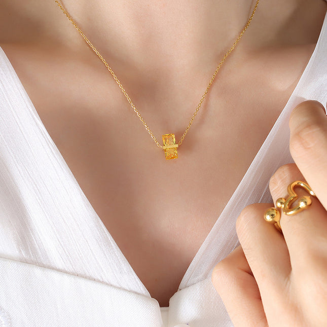 Muffin Necklace