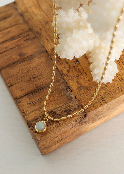 Mystery ins korean wild palace vintage natural stone rice bead chain necklace new titanium steel gold-plated jewelry women