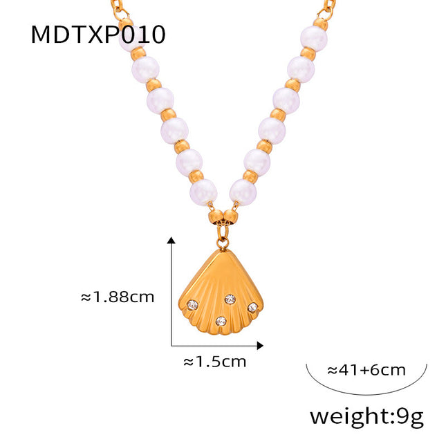 Cupcake Necklace