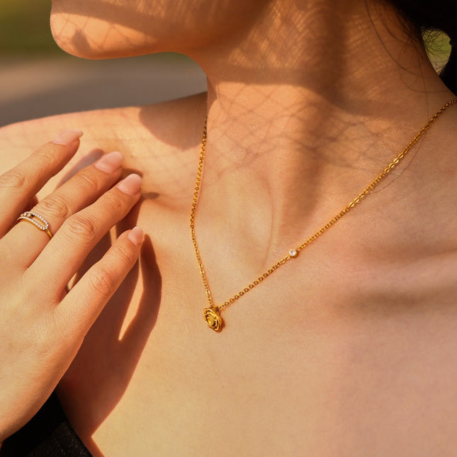Laura Necklace