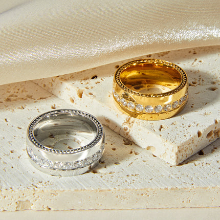 Glimmer Ring