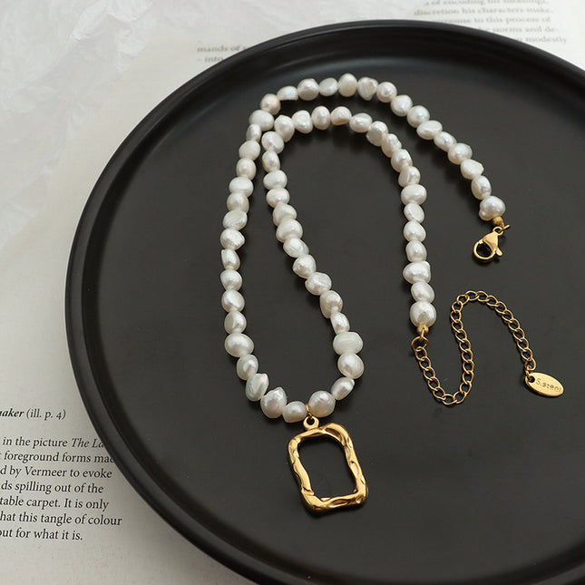 French non-fading, irregular oval, freshwater pearl chain, titanium steel, personality, geometric clavicle necklace, ornaments, women