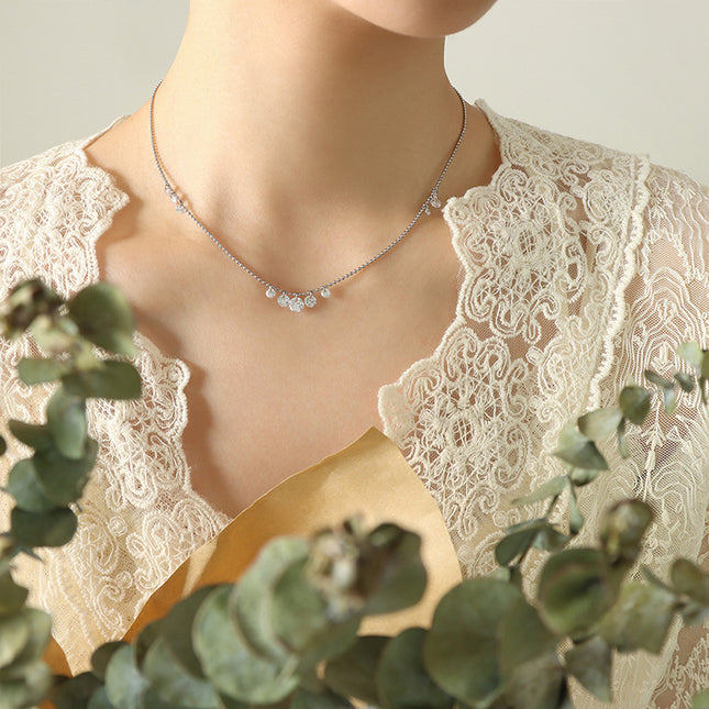 Lura Necklace