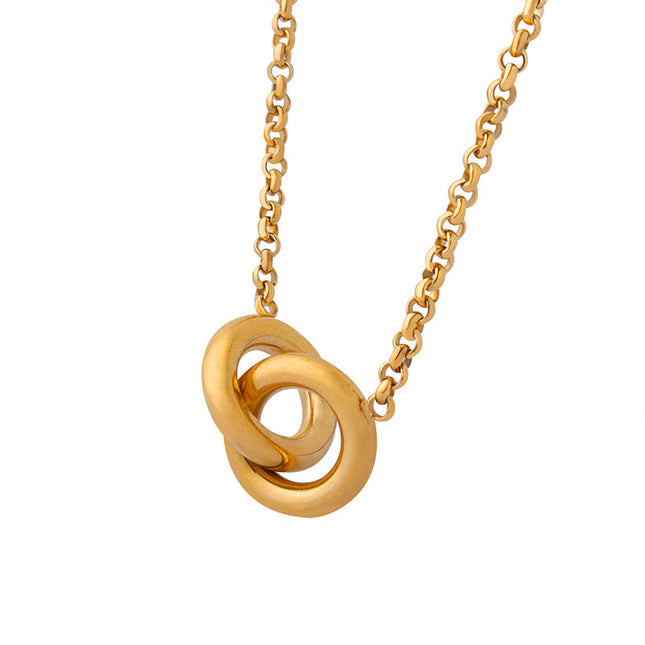 European and American cross-border new high-end light luxury personality design round titanium steel gold-plated interlocking pendant necklace women