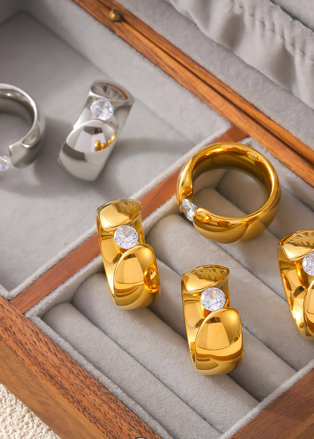 Lovey Ring