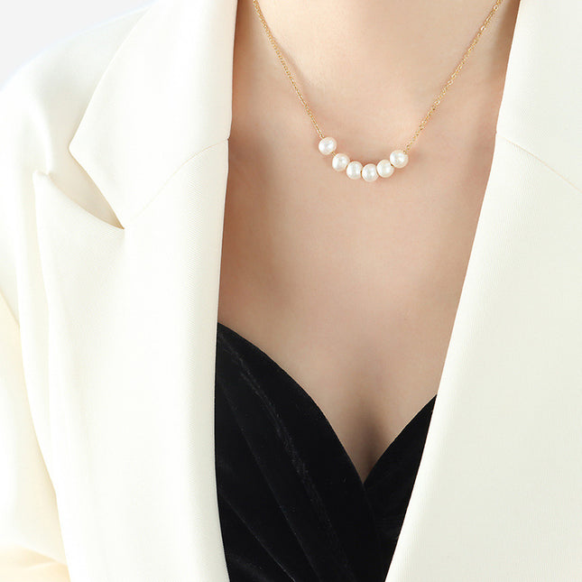 Titro Necklace