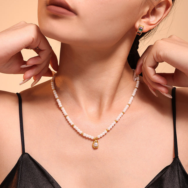 Mystery Li light luxury Shi Jia shell beads beaded handmade necklace female titanium steel plated 18k gold sweet clavicle chain spot wholesale