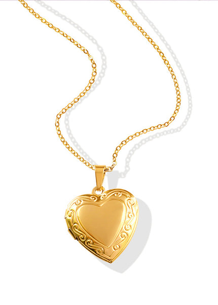 French unisex retro temperament niche design flap heart pendant necklace plated 18K gold heart clavicle chain