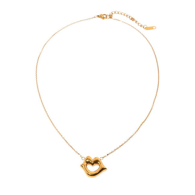 Pouty Necklace