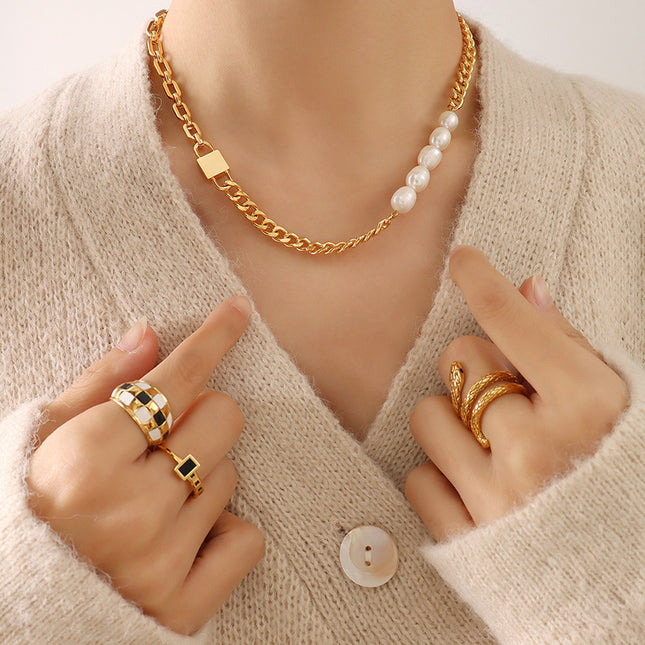 Teresa Necklace