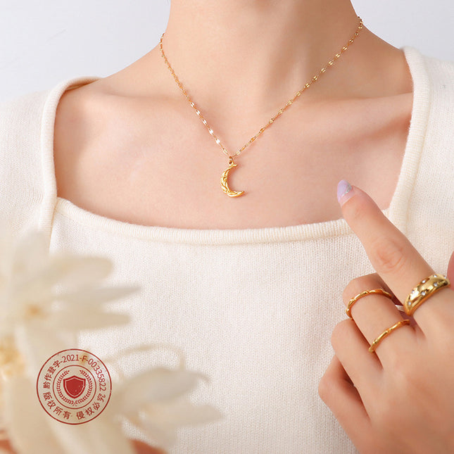 Luna Necklace