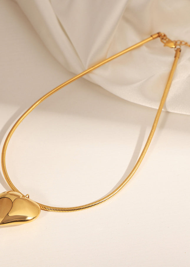 Femme Necklace