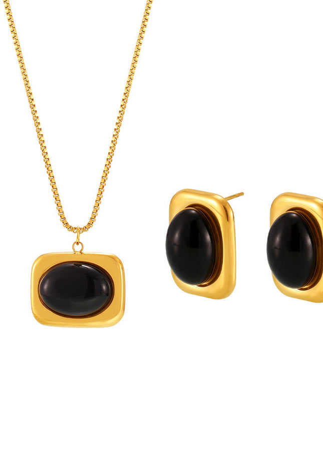 Carina Necklace