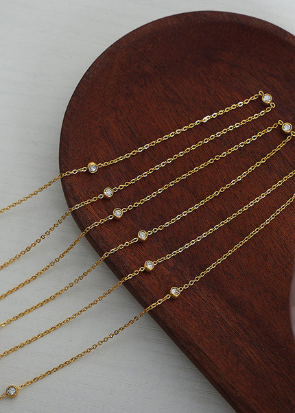 The new high-end ins, the niche design, the simple trend, the titanium steel gold-plated diamond-inlaid clavicle chain, the personality jewelry women