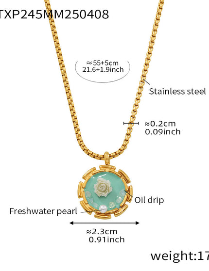 Muffin Necklace