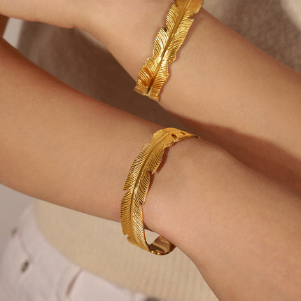 Lara Ring