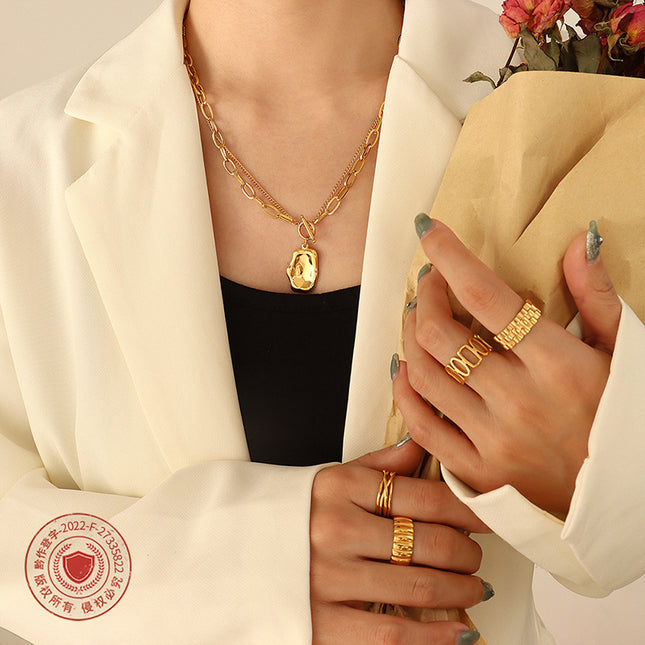 European and American hip-hop style double-layer personality irregular pendant necklace titanium steel gold-plated niche temperament clavicle chain jewelry women