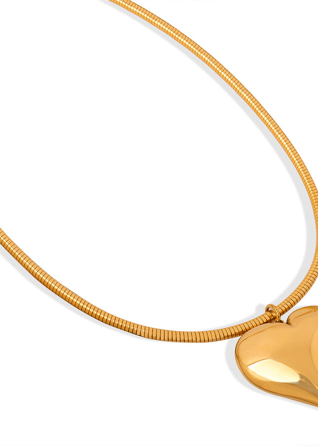 Femme Necklace
