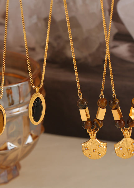 Ribbon Necklace
