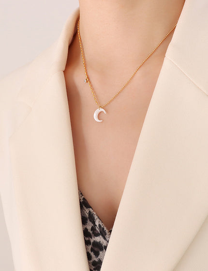 Leda Necklace