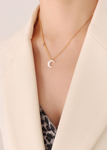 Leda Necklace