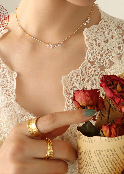 Lura Necklace