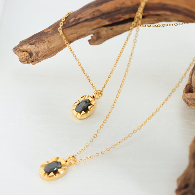 Light luxury, cold style, temperament, fashion necklace, dark black zircon pendant, geometric clavicle chain, electroplated 18K gold