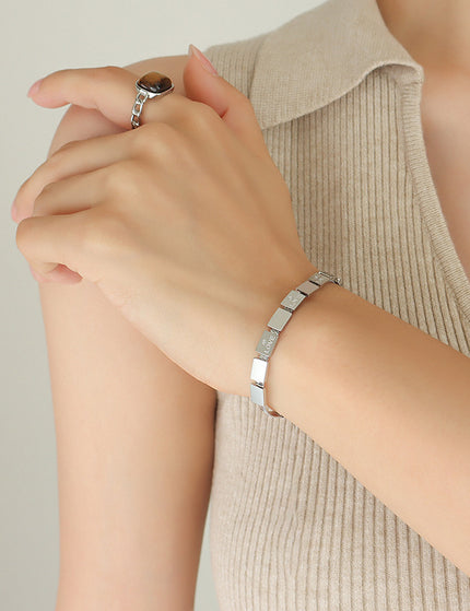 Ara Bracelet