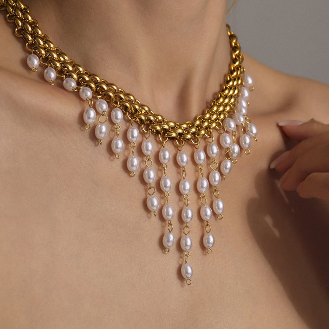 Bowtie Necklace