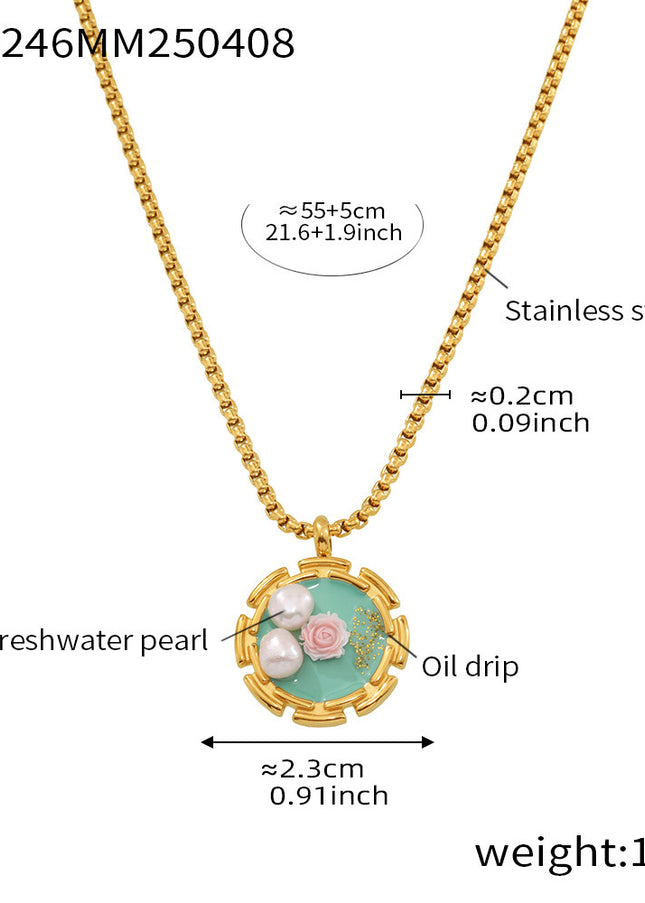 Muffin Necklace