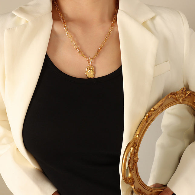 Viola Necklace