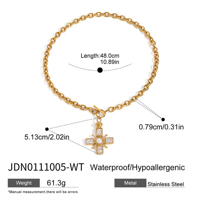 Drama Necklace