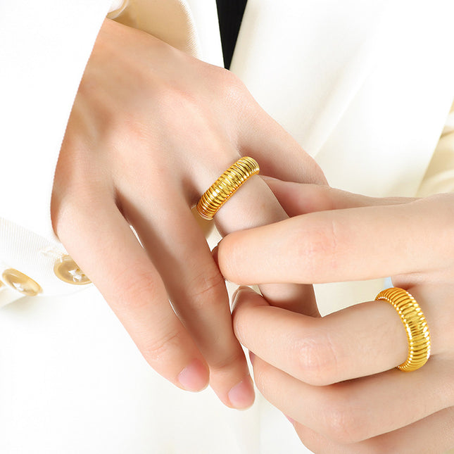 Petty Ring