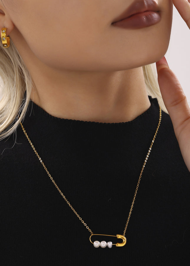 Mirella Necklace