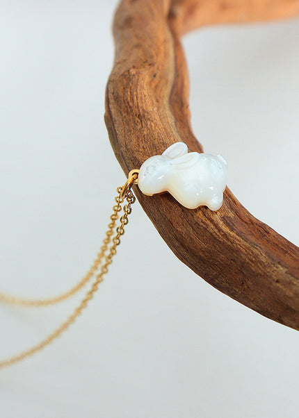 Internet celebrity with the same ins, trendy cute bunny pendant necklace, fashion temperament, niche design, versatile fairy jewelry