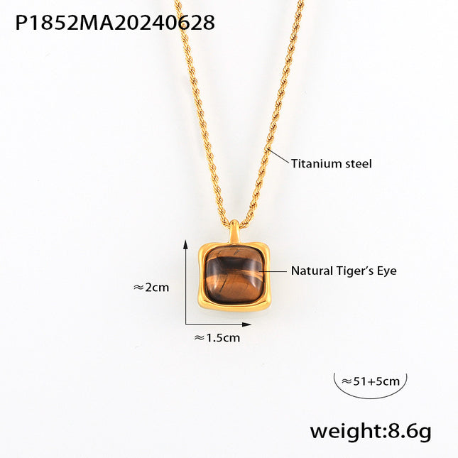 Poised Necklace