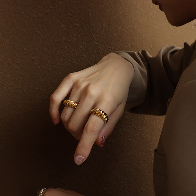 Roxy Ring