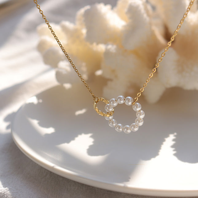 Sola Necklace