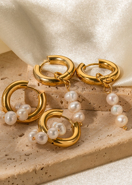 Pose Earrings