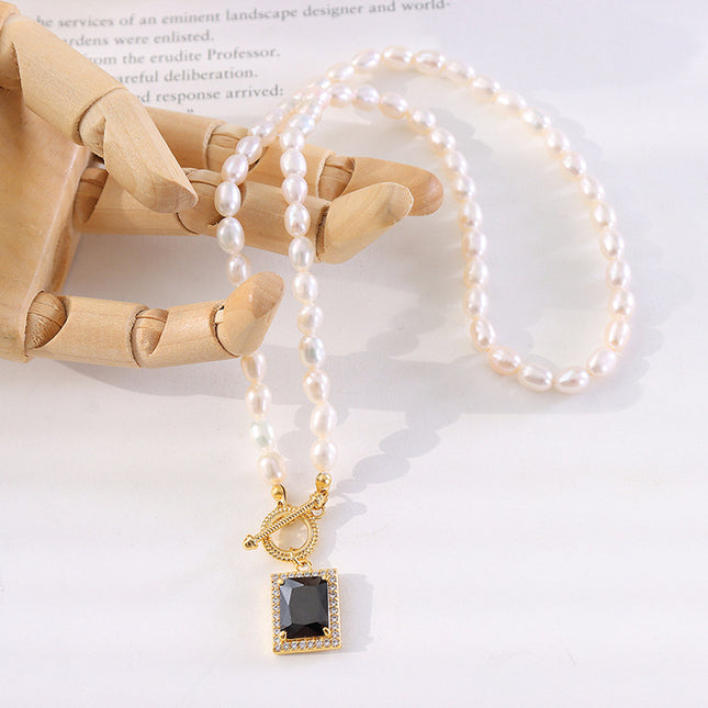 Natural freshwater pearls do not fade luster necklace heavy industry black zircon pendant OT clasp clavicle chain gold-plated jewelry