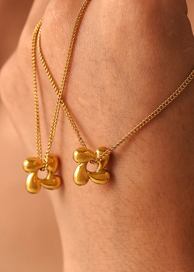 Stella Necklace